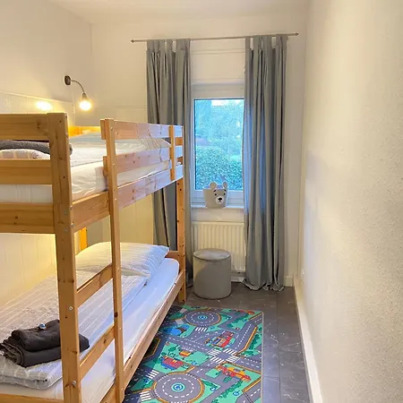 Schwalbennest Ferienvermietung Arendholz דירה